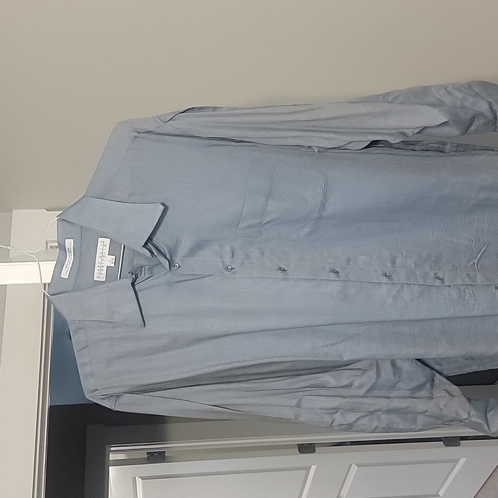 Perry Ellis XL long sleeve dress shirt